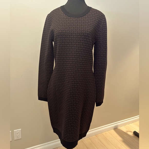 Michael Kors Logo Jacquard Mock Neck Dress - Picture 6 of 10